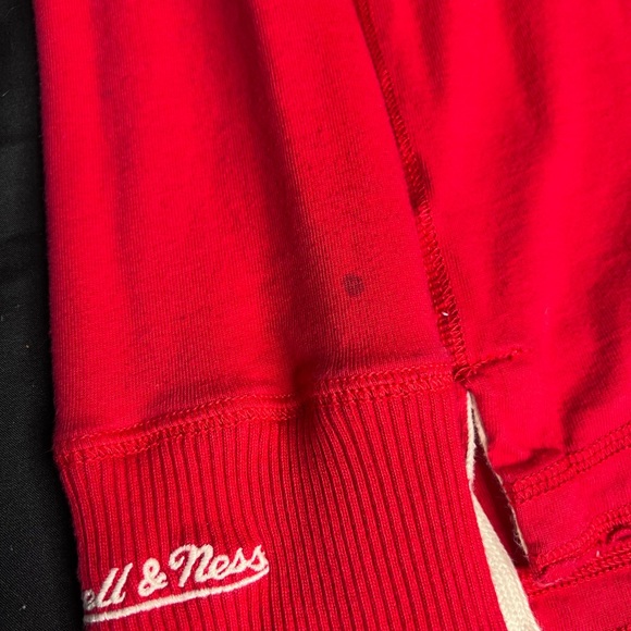 Mitchell & Ness Chicago Blackhawks sweatshirt - Picture 2 of 6